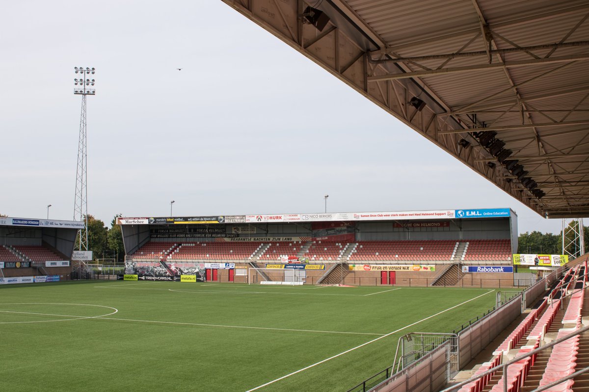 stadionautist's tweet photo. Stadion De Braak
Helmond Sport
#groundhopping #groundspotting #stadiumhopping #ground #stadion #stadium #stade #estadio #stadio #stadionautist #groundhopper #HelmondSport #DeBraak #Helmond #Kattenmeppers #Brabant #KKD #StadionDeBraak https://t.co/uxxVSZMJhG