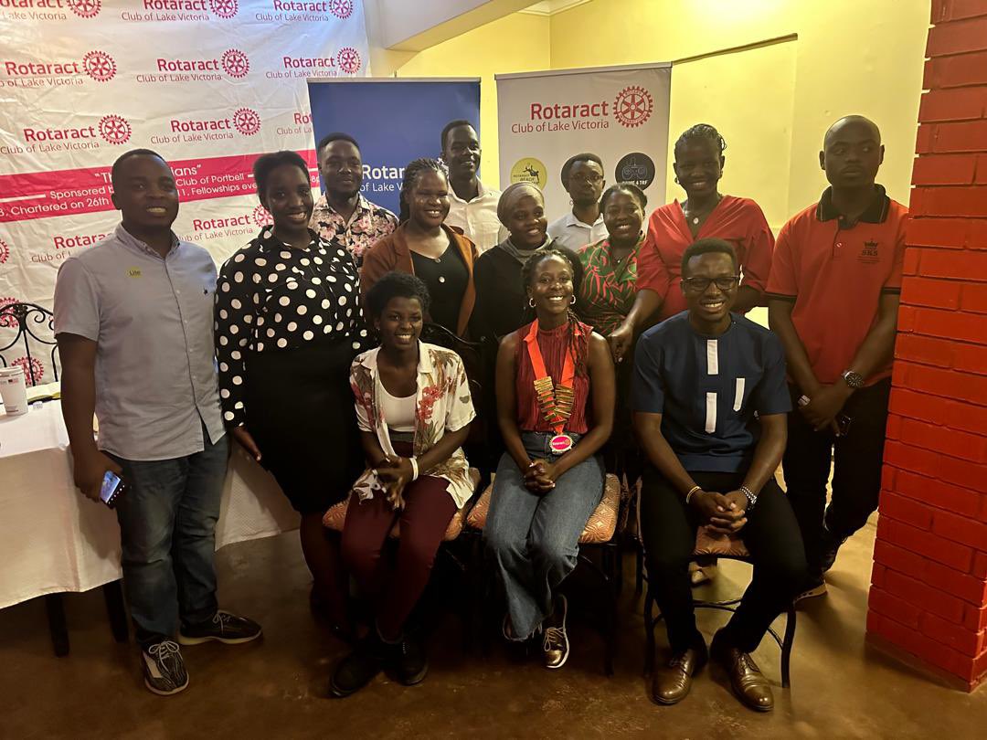 RACBukoto's tweet photo. Our President, Lotson Kihumuro, who also serves as POP, delivered an insightful presentation on the magic of the Rotary theme at RAC Lake Victoria. It was truly a blessed evening. @KihumuroLotson
#ClubPR_ @switzer_micheal
#The Ants
#RacBukoto https://t.co/aDPijDWNDm