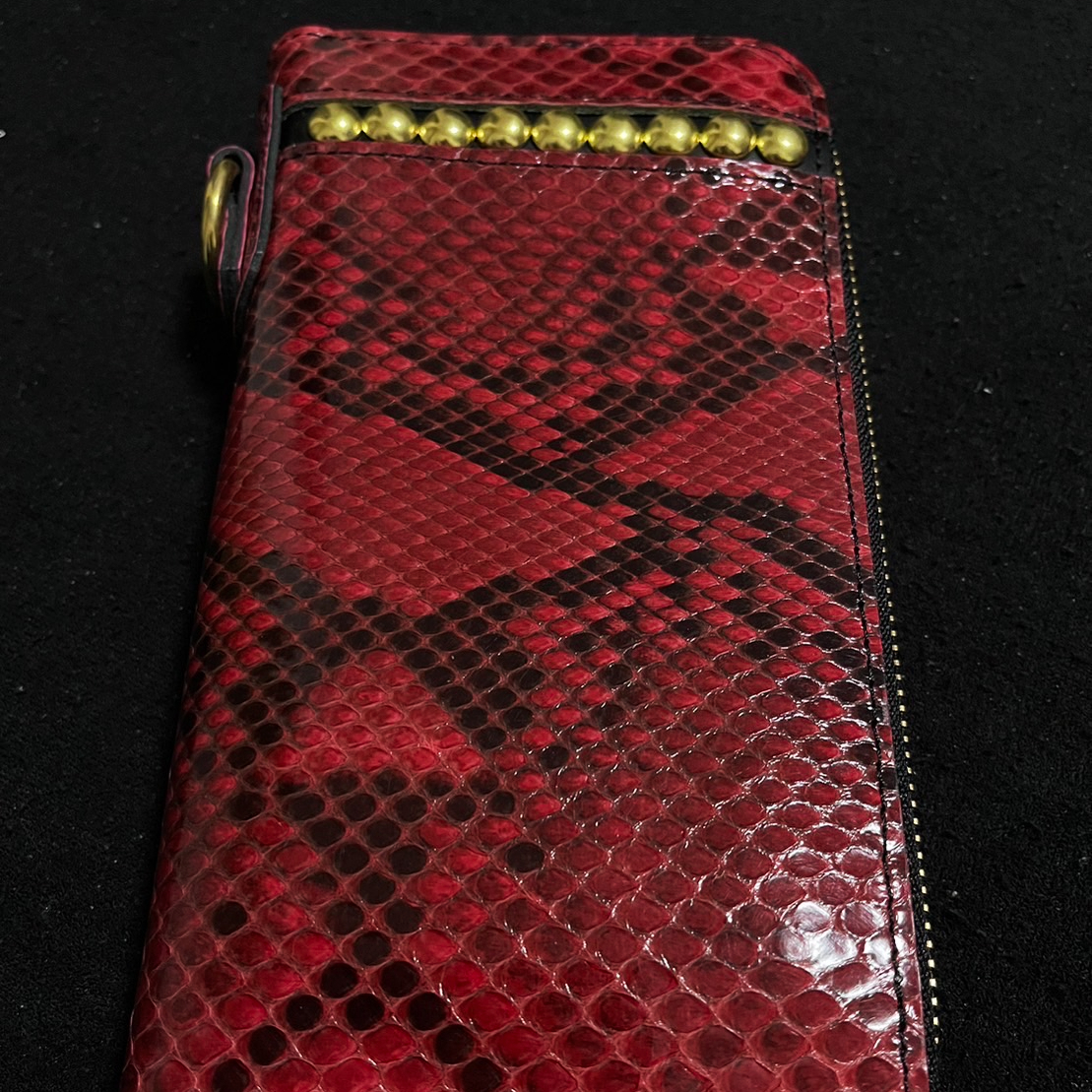 Build_Clothing's tweet photo. Build Snake Skin Long Wallet
https://t.co/MNgQfnGqOx
#buildclothing #wallet #leatherwallet #leather #snake #snakeskin #python #pythonskin #γγ«γγ―γγΌγΈγ³γ° #γ¦γ©γ¬γγ https://t.co/S606KB50DX