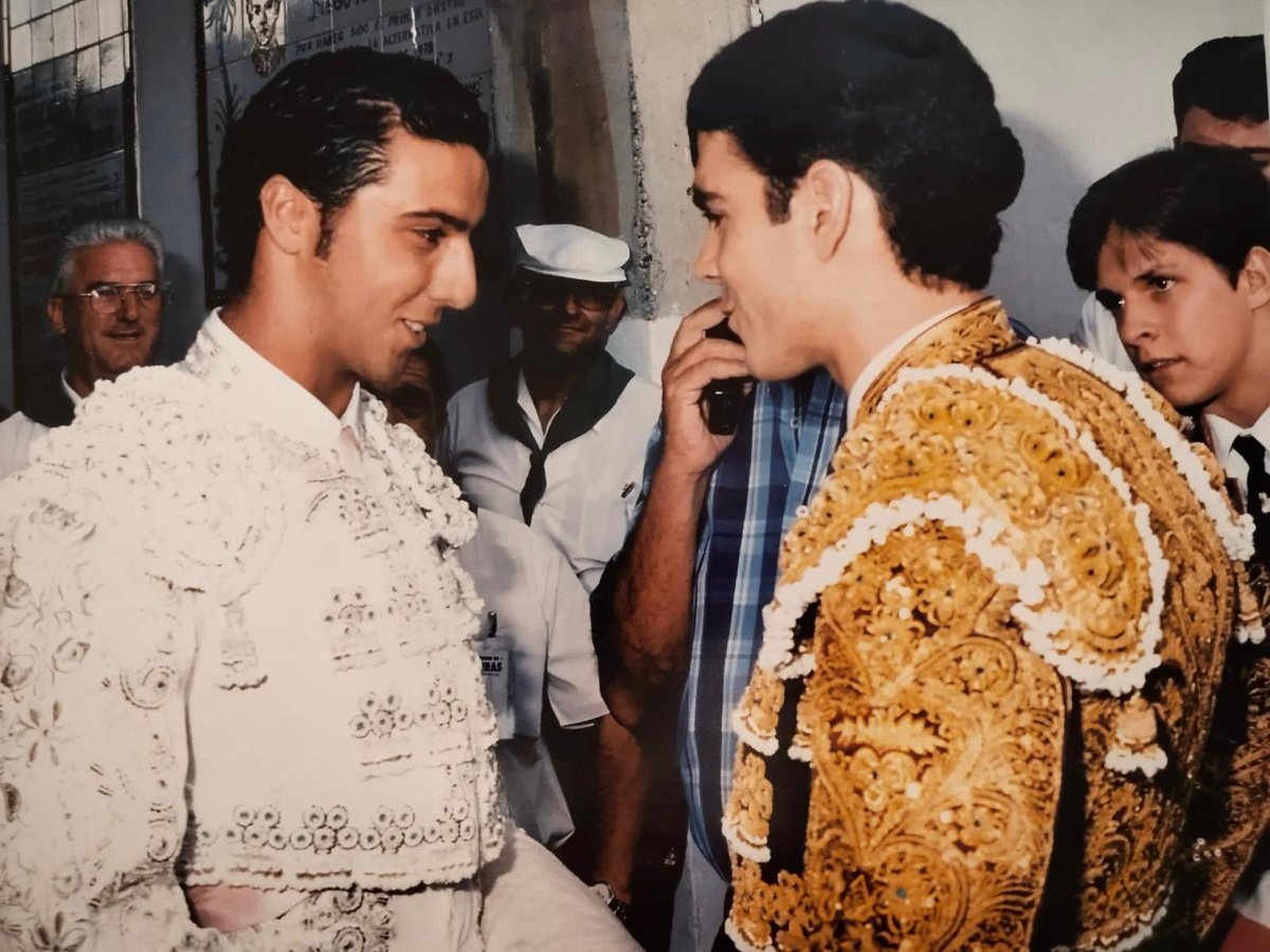 Fue en Algeciras y hoy hace 25 años.

#algeciras #josetomas #eljuli #josemariasoler