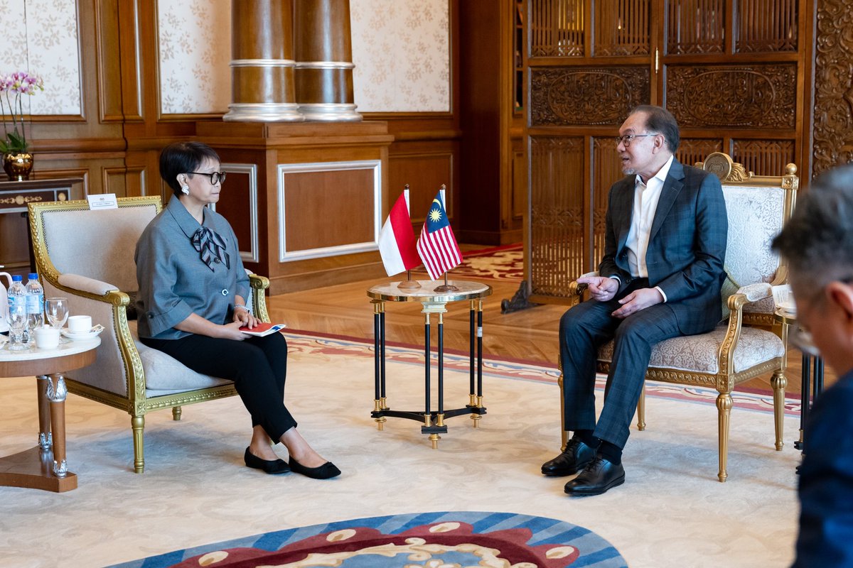 Anwar Ibrahim tweet media