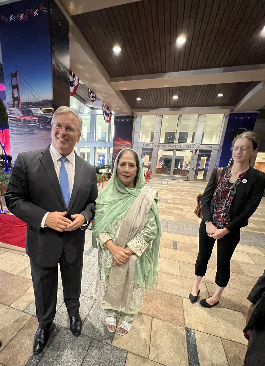 MpaNighat's tweet photo. Congratulations to His Excellency Ambassador Donald Blome on the 248th Independence Day of the United States. Urging for increased grants for KP police to enhance security. Lack of fair share from the Federal Government hinders KP's progress. #IndependenceDay #KPProgress 🇺🇸🇵🇰 https://t.co/6hSaCiGEGT