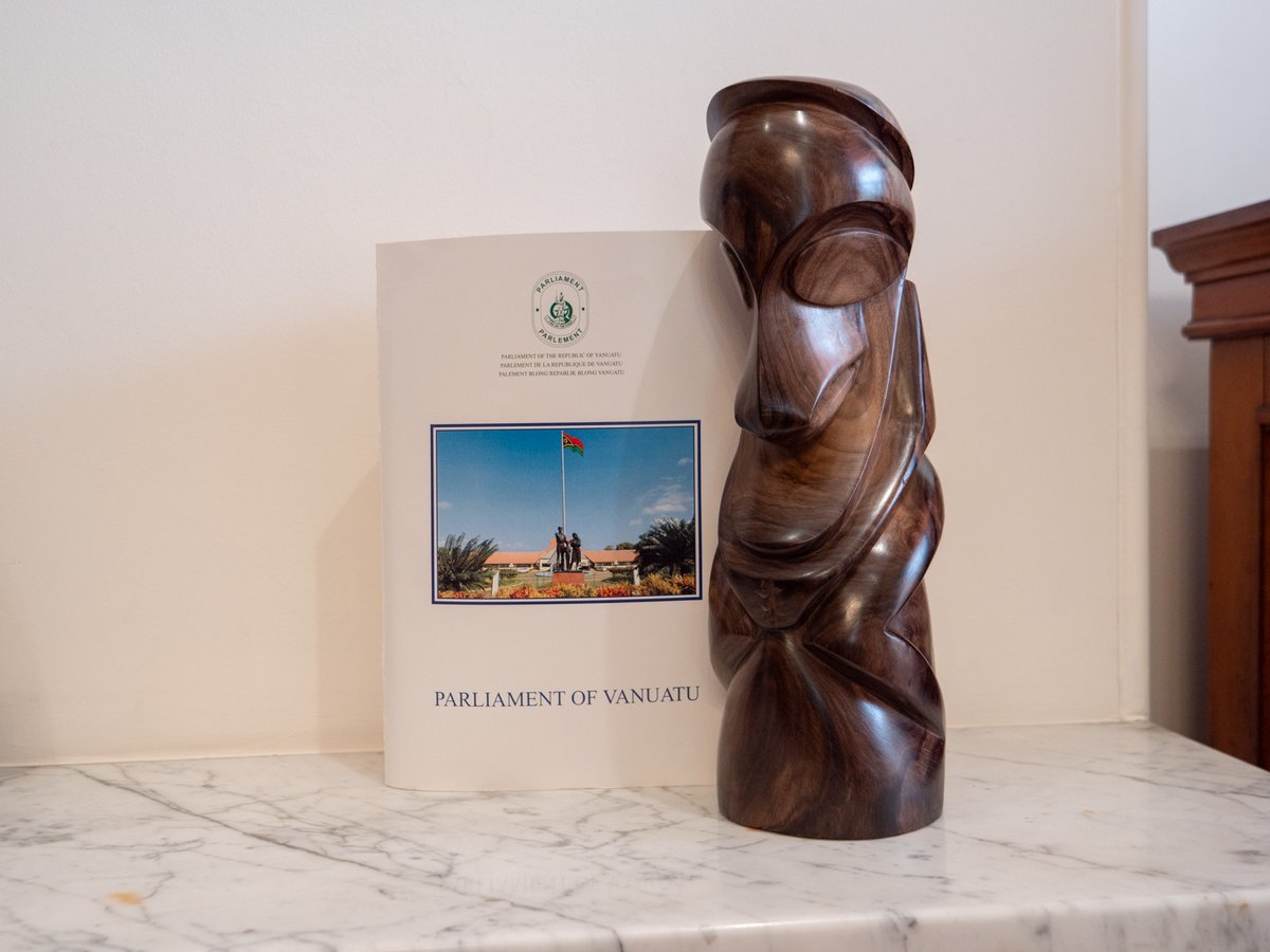 Queensland Parliament tweet media