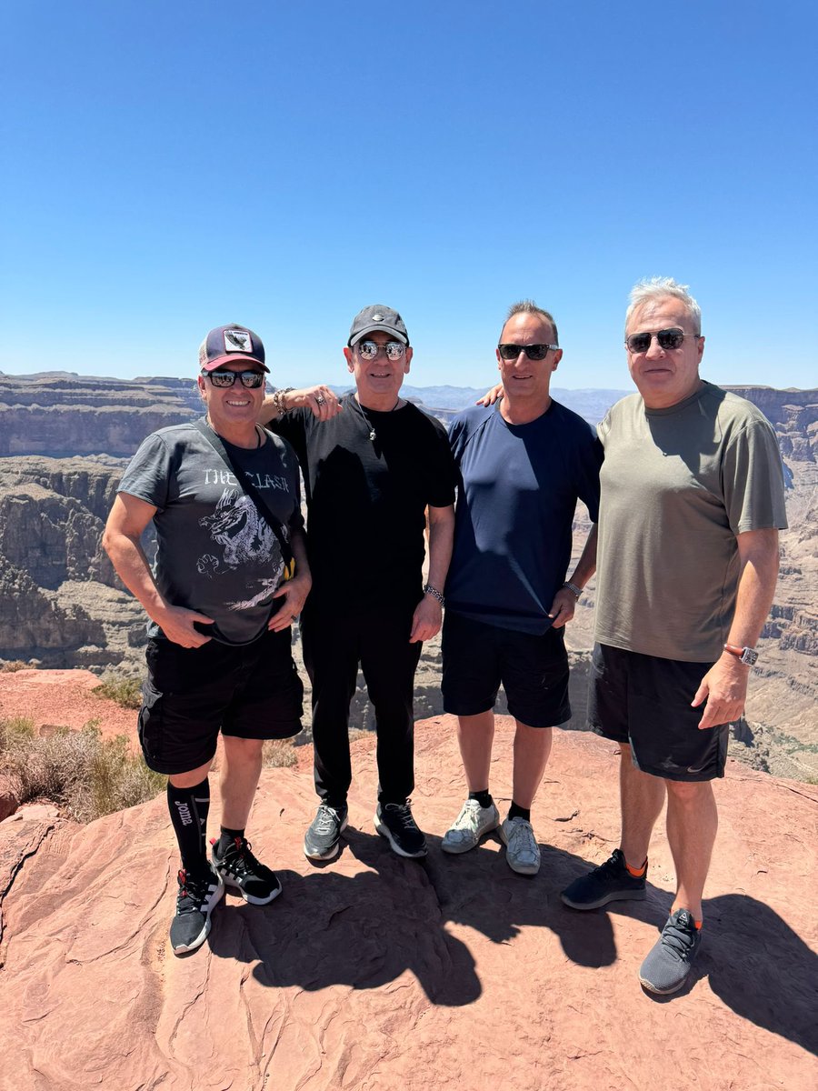 Hoy en el Gran Cañón y mañana conciertazo en el Cosmopolitan de Las Vegas 🥁🎼🥁❤️