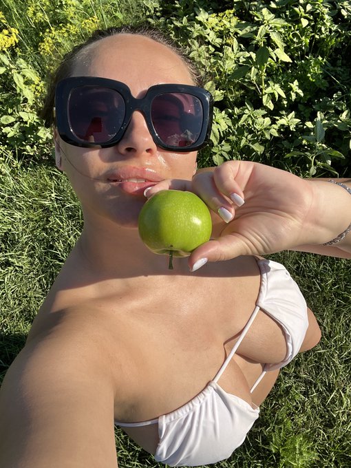 Do you want to try my apple?🍎  #BigBoobs #Curvy #BustyBeauty #SexyCurves #BoobsOfTheDay #BigTits #BustyModel<a href="/tag/bigboobs"class="tags">#BigBoobs</a><a href="/tag/curvy"class="tags">#Curvy</a><a href="/tag/lingerie"class="tags"><span>#lingerie</span></a><a href="/tag/toys"class="tags"><span>#toys</span></a><a href="/tag/foryou"class="tags"><span>#foryou</span></a><a href="/tag/babe"class="tags"><span>#babe</span></a><a href="/tag/fetish"class="tags"><span>#fetish</span></a><a href="/tag/ass"class="tags"><span>#ass</span></a><a href="/tag/pussy"class="tags"><span>#pussy</span></a>