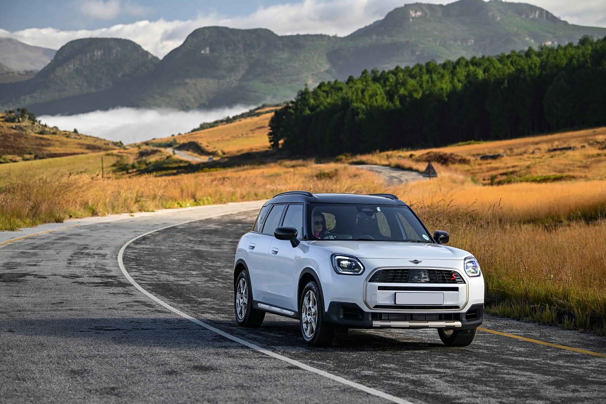 Mini launches all new Countryman.

Compact yet capable, the Mini Countryman redefines adventure with its nimble design and spacious interior. 

Find out more on Carfind.co.za

shorturl.at/rcAGj

#Carfind.co.za #FindItFast