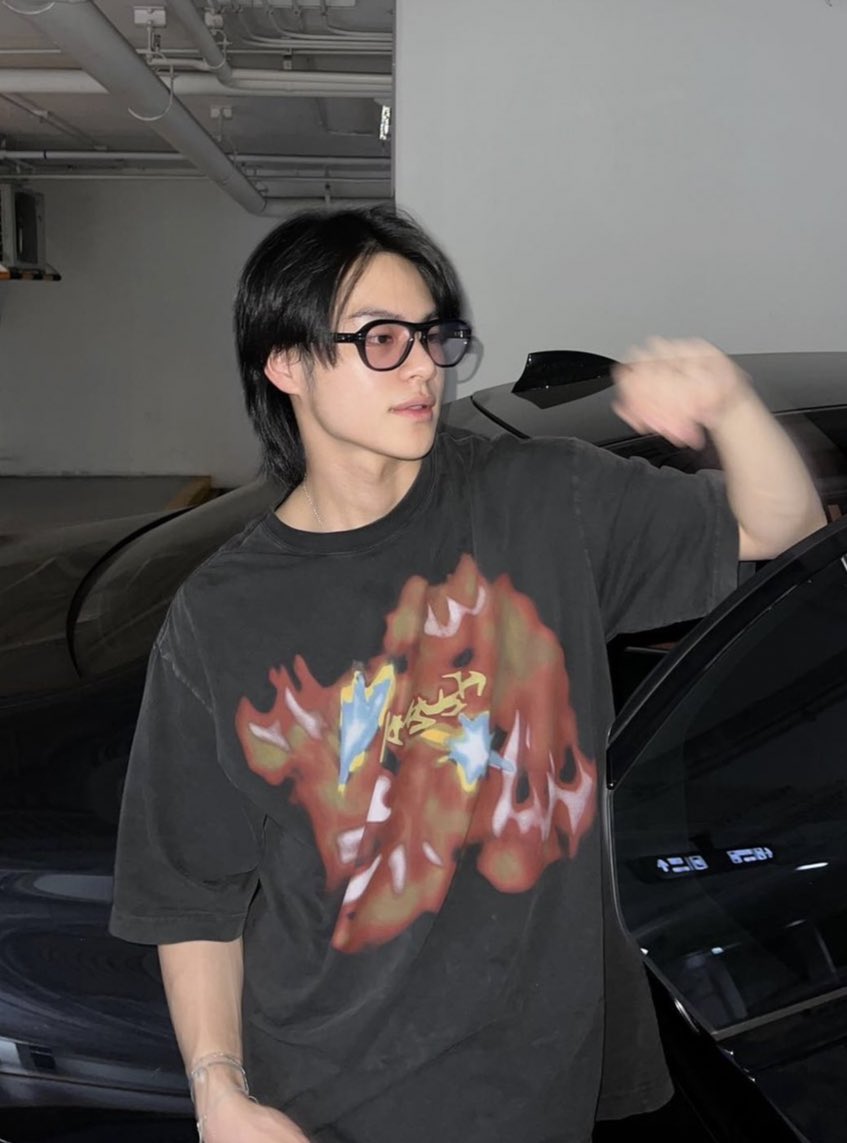 jrynkris's tweet photo. ภาพนิ่ง😎                               ภาพเคลื่อนไหว🥹 https://t.co/4CjEgEXAVD
