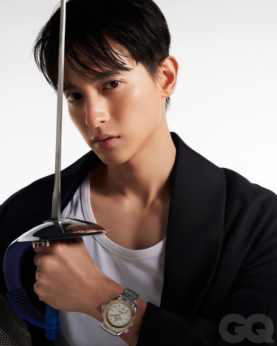 GQThailand's tweet photo. พบกับพระเอกหนุ่ม #เจมส์จิรายุ ตั้งศรีสุข กับมุมมองอื่นนอกจากการเป็นนักแสดง บนปก #GQThailand ฉบับเดือน​​กรกฎาคม
.
#JamesJirayu สวมนาฬิกาจาก #OMEGA
.
#GQThailandxJamesJirayuxOMEGA
.
@Jirayu_jj @omegawatches 
#OMEGA #OMEGAThailand #OMEGAOfficialTimekeeper 
#Jirayu_jj 
#Sponsored https://t.co/SztE9NBnsB
