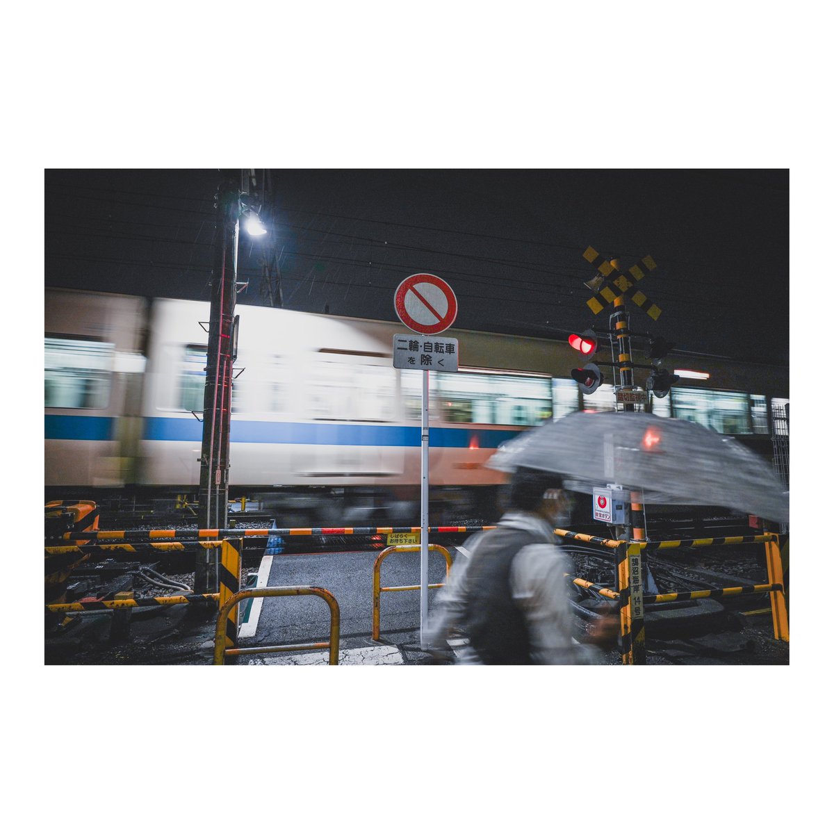 U_Q_railscape's tweet photo. rainy”E”island

#railscape
#legacies_of_ivories
#江ノ電
#小田急線 https://t.co/0lmpOroGCv