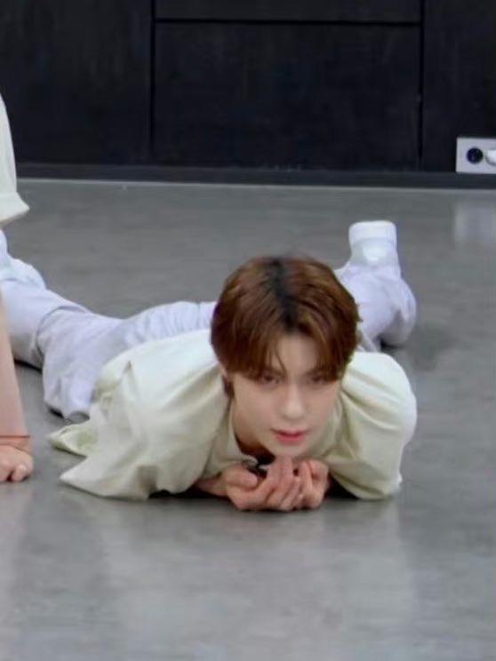 fshng136221's tweet photo. 狗狗饼干 🥰🥰🫳🐶#BINGFAN #MAKEMATE1 https://t.co/imLggHJ1hN