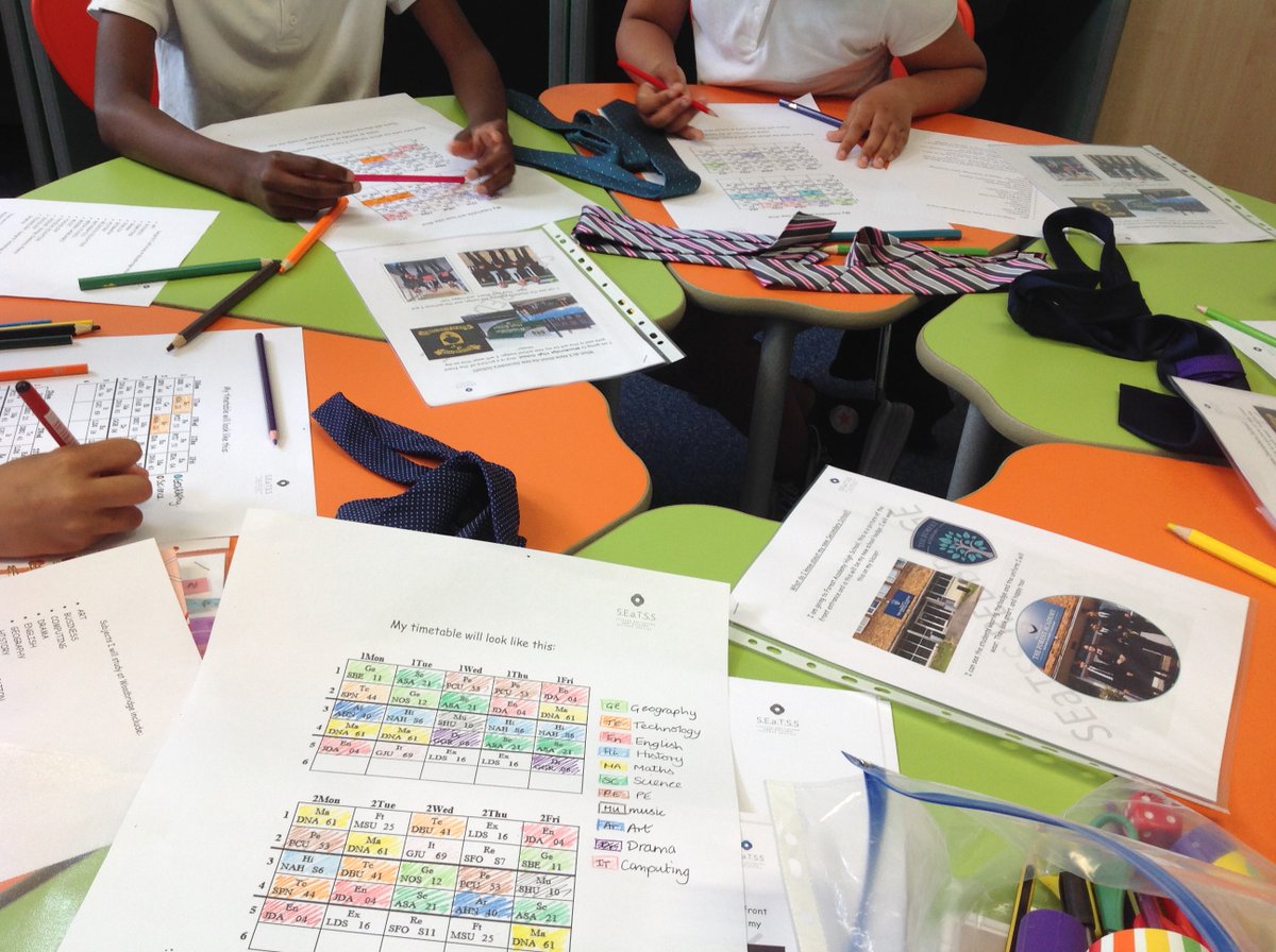 RayLodgePrimary's tweet image. Some of our Year 6 pupils are learning to use and follow a timetable, a crucial skill for secondary school success! 🕒 Transition support ensures they&apos;re ready to thrive in their new environment, building confidence and independence. 🌟 #TransitionSuccess #Year6 #FutureReady