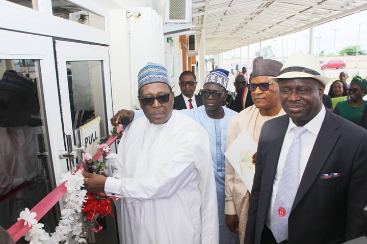 UATHospital's tweet photo. Health Minister Commissions medical infrastructures at UATH
The Coordinating Minister of Health and Social Welfare, Prof. Muhammad Ali Pate, on Monday commissioned Mental Health Building, Cardiovascular Research Center and Senator Joshua Dariye Medical Out Patient Clinic Block, https://t.co/jdLvGaLBfm