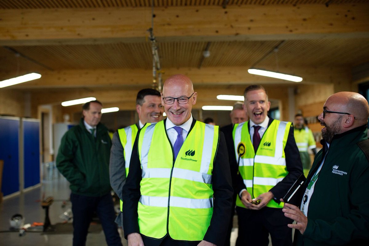 theSNP's tweet photo. 🚌 First stop of the day - Cumbernauld and Kirkintilloch, supporting @Stuart_McDonald.

👷‍♂️ Great to visit the Scottish Power training centre and meet apprentices and staff.

🗳️ Seats across Scotland are on a knife edge. #VoteSNP tomorrow to make Scotland’s voice heard. https://t.co/E7w5d8fToP