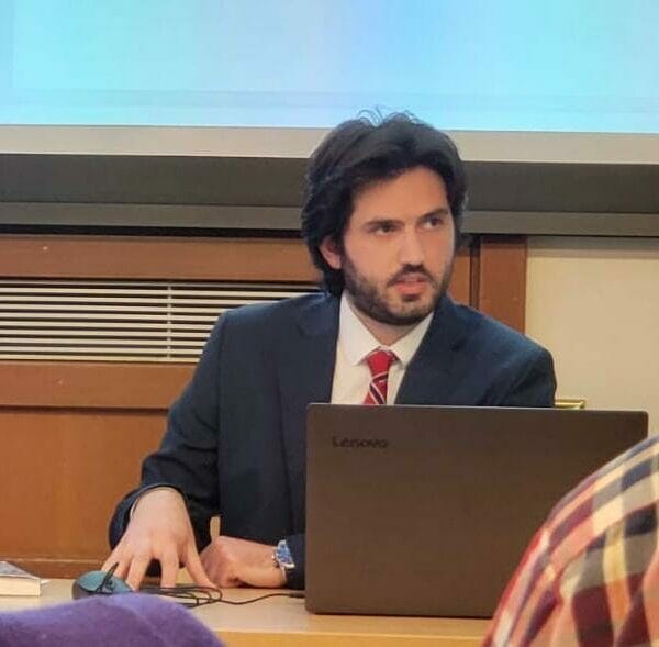 LSE Department of Economic History (@lseechist) on Twitter photo ๐๐๐ฎ๐ป ๐๐ผ๐๐ฒฬ ๐ฅ๐ถ๐๐ฎ๐ ๐ ๐ผ๐ฟ๐ฒ๐ป๐ผ ๐๐ถ๐ป๐ ๐ฎ๐ฌ๐ฎ๐ฐ ๐๐ผ๐น๐ฒ๐บ๐ฎ๐ป ๐ฃ๐ฟ๐ถ๐๐ฒ
Juan's PhD thesis was awarded at the Association of Business Historians Conference. The Coleman Prize is for the best doctoral dissertation in business history.
Congratulations <a href="/juan_jrmoreno/">Juan Jose Rivas Moreno</a>! ๐๐๐ฎ๐ป ๐๐ผ๐๐ฒฬ ๐ฅ๐ถ๐๐ฎ๐ ๐ ๐ผ๐ฟ๐ฒ๐ป๐ผ ๐๐ถ๐ป๐ ๐ฎ๐ฌ๐ฎ๐ฐ ๐๐ผ๐น๐ฒ๐บ๐ฎ๐ป ๐ฃ๐ฟ๐ถ๐๐ฒ
Juan's PhD thesis was awarded at the Association of Business Historians Conference. The Coleman Prize is for the best doctoral dissertation in business history.
Congratulations <a href="/juan_jrmoreno/">Juan Jose Rivas Moreno</a>!