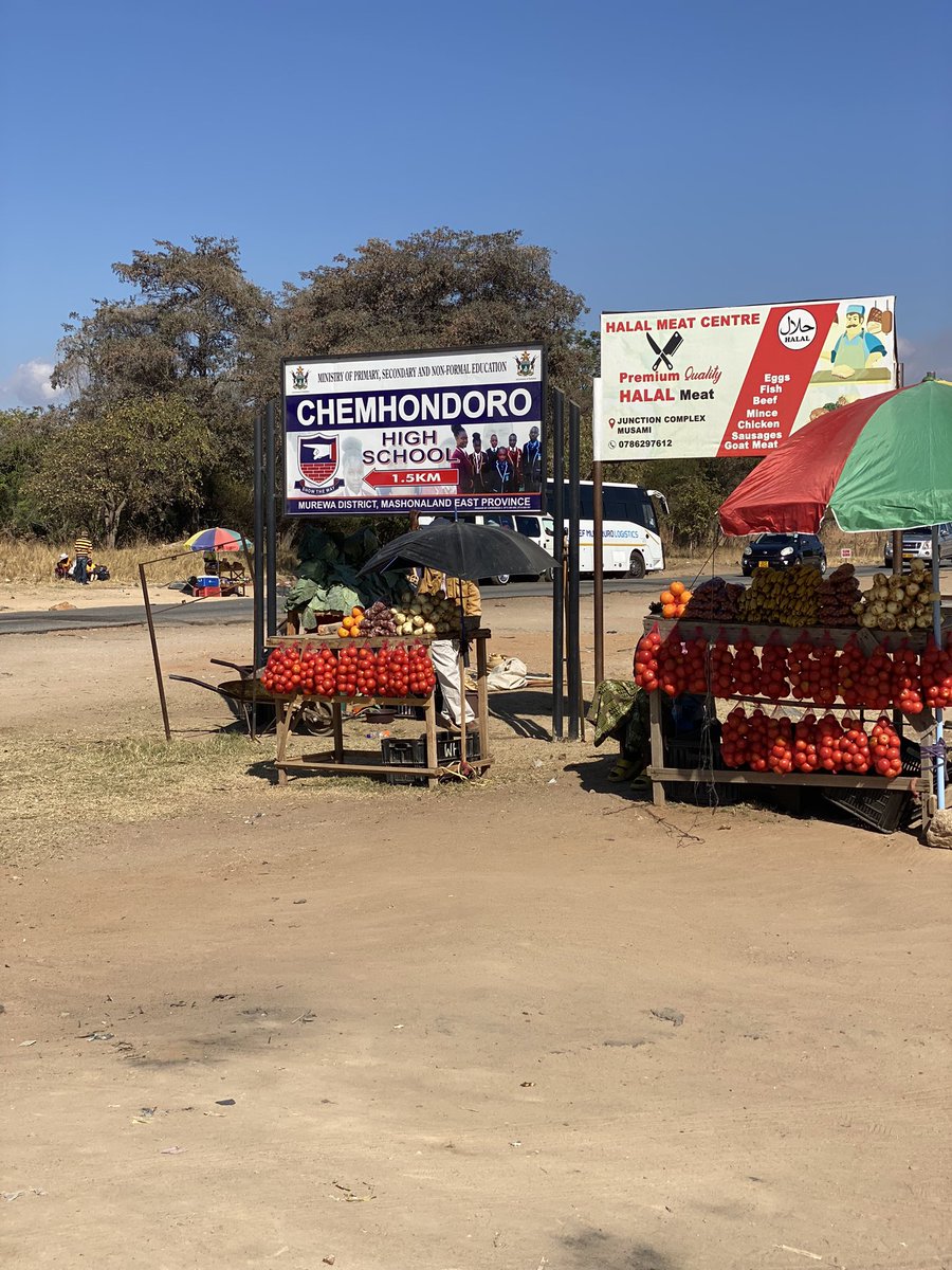 cpczimbabwe's tweet image. Reaching every corner of Mashonaland East! The Consumer Protection Commission working with the Ministry of Industry and Commerce is currently in paCross &amp;amp; paBhora, empowering consumers with knowledge and support on consumer rights.
#EmpoweredConsumer