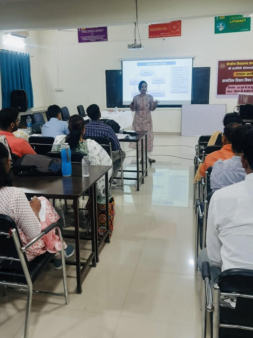SAS_Rupantar's tweet image. Sri Aurobindo Society Rupantar conducted a Competency Based Assessment (CBA) training session for Kendriya Vidyalaya Sangathan teachers specializing in Social Science at KV Durg, focusing on the Lucknow region.

#CompetencyBasedAssessment #CBA #SocialScience #KendriyaVidyalaya