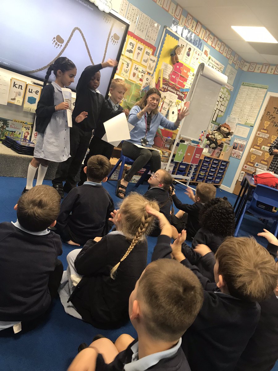 edwardeldersch's tweet image. Year One have really enjoyed their final British Sign Language lesson with Danielle.  We learned how to sign the story ‘We’re Going on a Bear Hunt’. Thank you so much Danielle - we have learned so many wonderful skills from you this year! #BritishSignLanguage