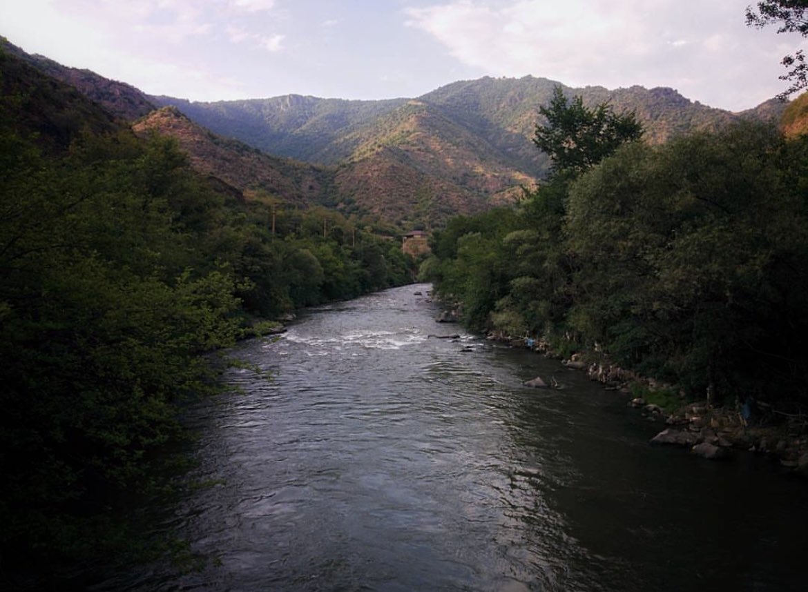 armenia's tweet photo. #Debed river is one of most impressive landscapes in🇦🇲. It sometimes finds itself as symbol of horror in literary works. In Tumanyan’s poem “Loretsi Sako”, main character goes crazy after night spent beside river. In poem “Anush”, heartbreaking ending takes place in river itself. https://t.co/VLyatjFJAa