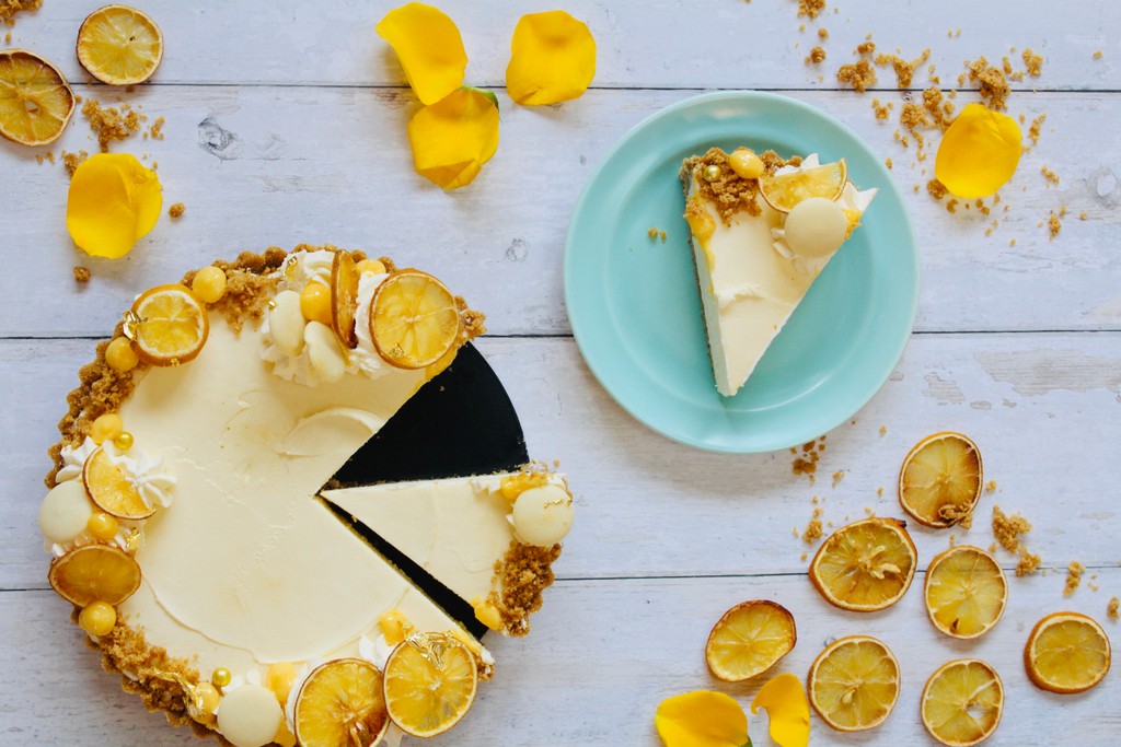 cocoalocochoc's tweet image. Looking for the perfect summer dessert for your next dinner party? ☀️

This White Chocolate &amp;amp; Lemon Cheesecake recipe is just what you've been looking for 🍋🍰

l8r.it/P5RW

#organicchocolate #fairtradechocolate #cakegram #cakeinspiration #cakeideas #cheesecake