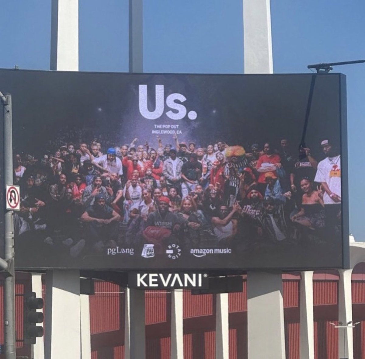 DailyRapFacts's tweet photo. Kendrick Lamar &amp; pgLang billboards have popped up in Los Angeles 👀

“Us.”

Do you think Kendrick is dropping an album soon? https://t.co/T34Rt2XJFf