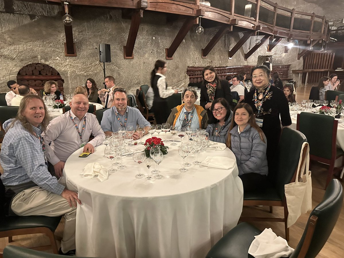 I had the pleasure of attending the Electrospin2024 in Krakow. It was a wonderful and impactful event, thoughtfully planned in every detail. I am honored to have been invited and to be part of the core group of the community.
#Electrospin2024 #Krakow #Science #Conference