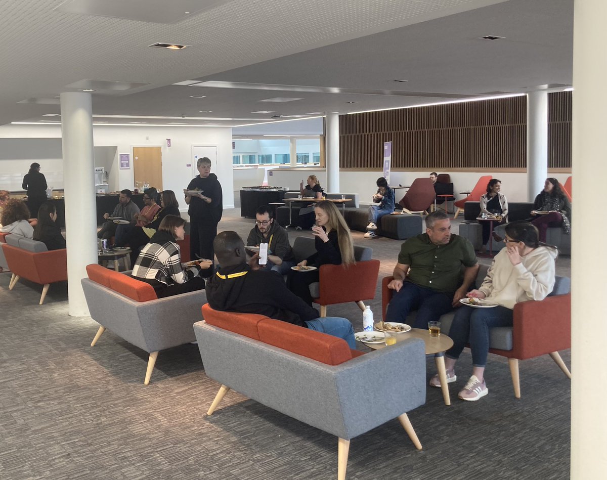 methodsMcr's tweet photo. Delicious vegan food as participants and course leads take a well 
deserved break at #methodsSS2024 https://t.co/xocFTwhUwy