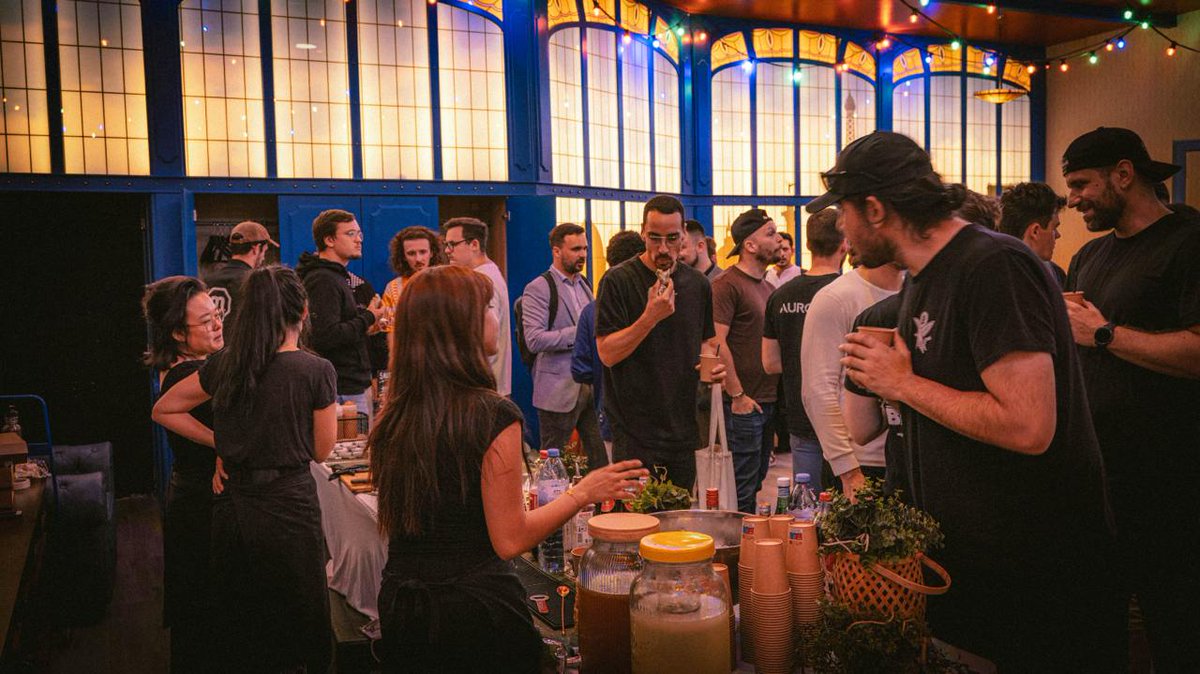 Another day, another event...

Yesterday 90 guests showed up to our gaming event! 🎮

Conferences, networking and having fun were part of the program! 

Big thanks to <a href="/TheDiggersDAO/">The Diggers DAO</a> , <a href="/Octo8gaming/">Octo Gaming</a> and <a href="/AuroryProject/">Aurory: Amiko Legends</a>  for co-hosting with us.