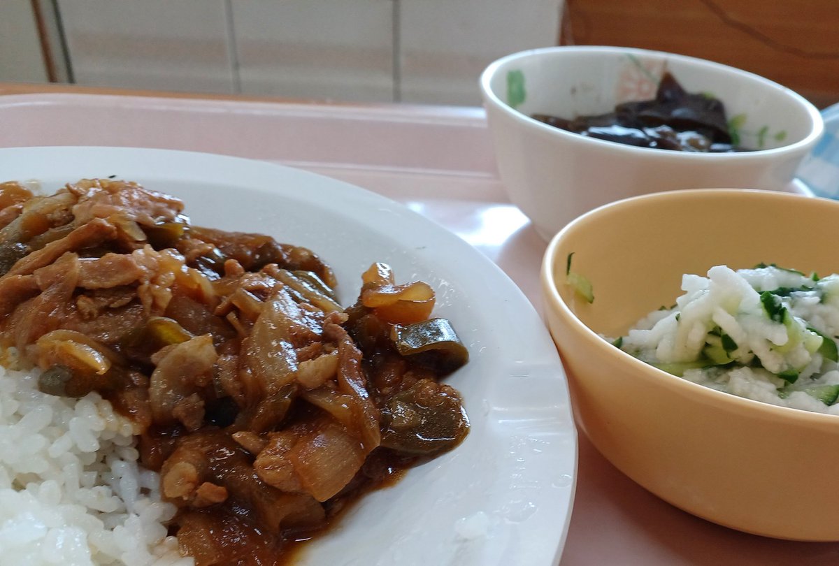 肉味噌丼

三重県は味噌処なので
【　勢洲肉味噌チカラめし】　
🤣