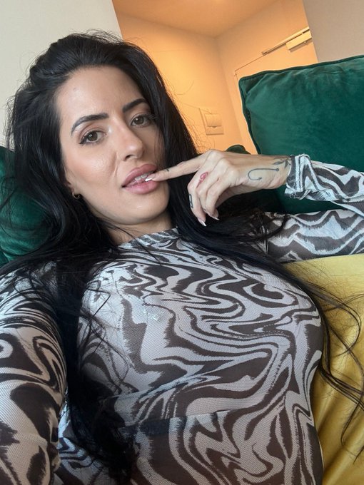 Rt if I can hawk tuah on your thang 💦🤠 https://t.co/NuEACEXSKL<a href="/tag/twitterlessbeccaboo"class="tags"><span>#twitterlessbeccaboo</span></a>