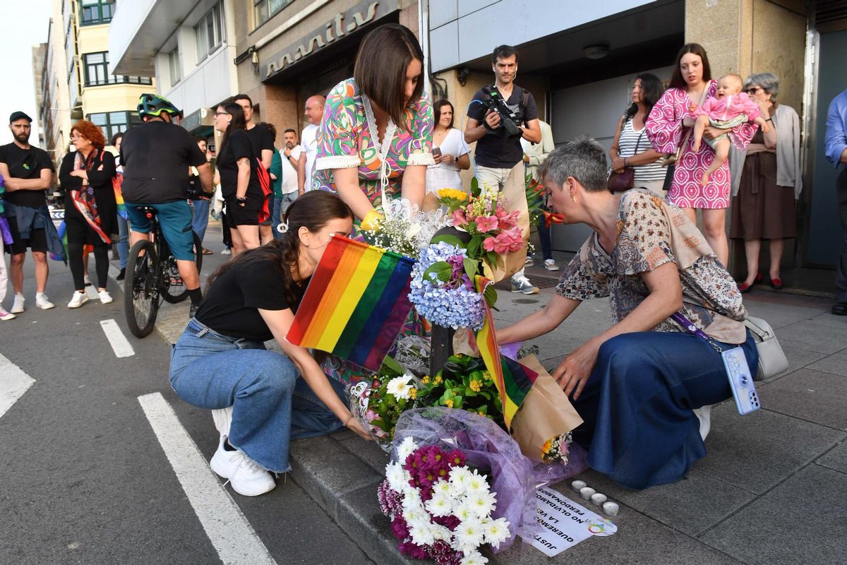 🏳️‍🌈3 años sin Samuel Luiz

Lo mataron al grito de maricón.
España se mobilizó y la policia cargó contra los manifestantes.

‼️La LGTBIfobia MATA.