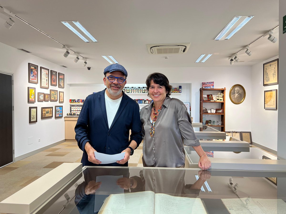 Café Dromedario tweet media