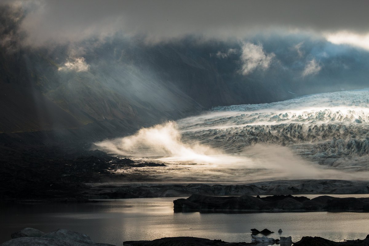 stem_univie's tweet photo. We present the winners of the 'Snapshots of Exploration 2024' photo competition organized by the Faculty of Earth Sciences, Geography and Astronomy!🤩🌍
Want to see all the photos of the winners? 👀
Click here! ⤵ 📷
https://t.co/lq0GBQBaOd https://t.co/XjENweeANj
