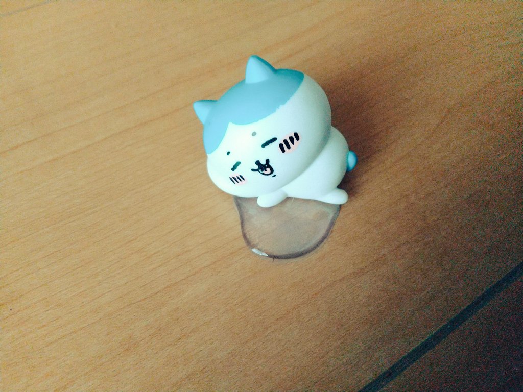 はちわれ 誕生日なちいかわBIGぬいぐるみ【ハチワレ】 | LUCK☆ROCK(ラック