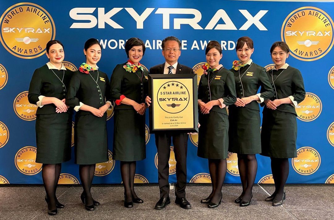 Congrats to our client #EVAAir on another <a href="/skytrax_uk/">SKYTRAX</a> win! ✨🥂🏆