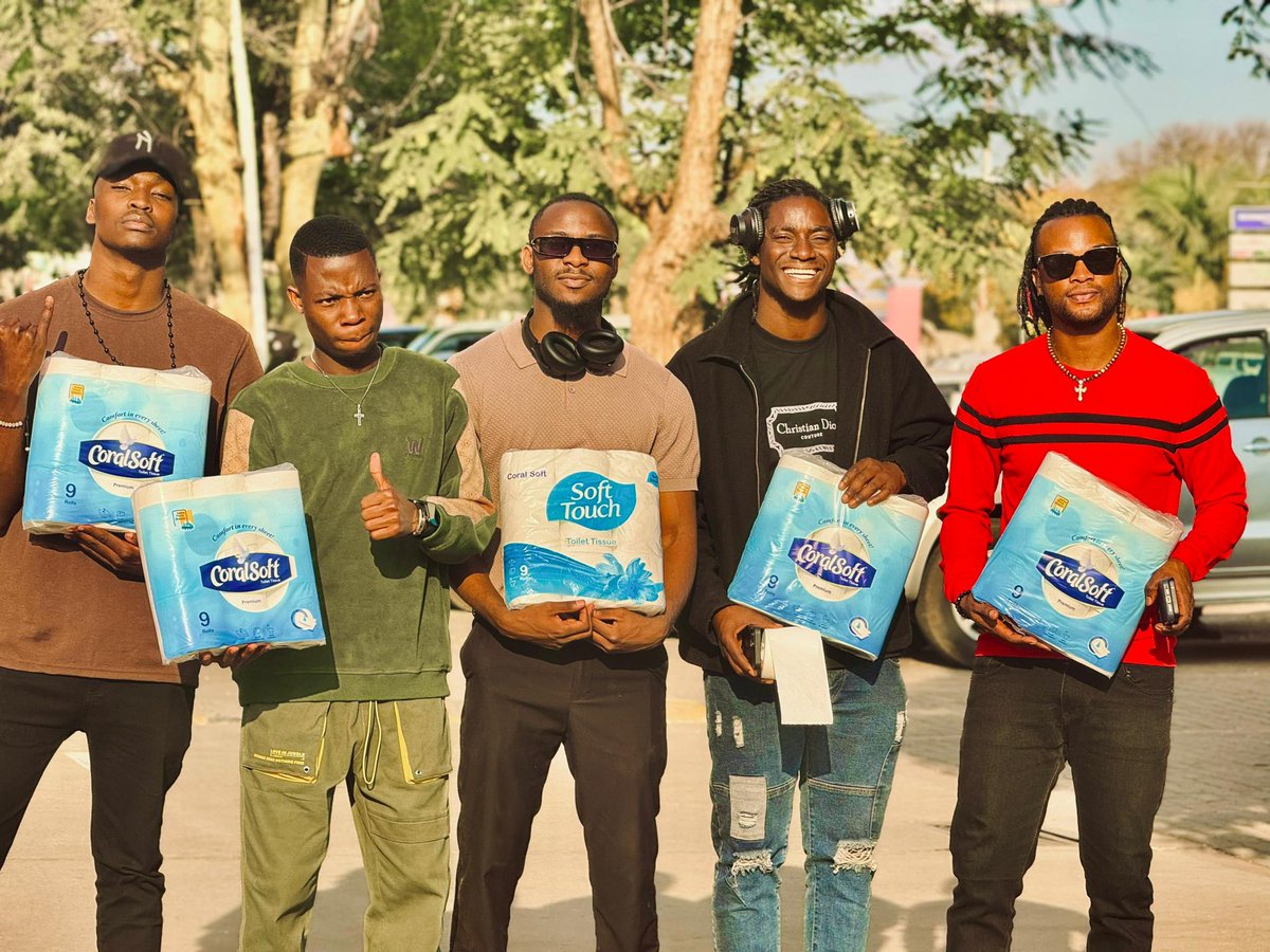 hatiperi_wacho's tweet photo. 5 celebrities in one picture 🔥

They have come with a simple challenge just buy Coral Soft Tissues and use Mama Vee’s song Chandofira do anything creative using coral soft.

Stand a chance to win 
1. iphone 15 
2. ⁠$200usd + 50 pack coral soft tissue
3. ⁠$100 usd + 50 pack coral soft tissue 

Don’t forget to use hashtags 
#coralsoft #buyzim and tag @coralsofttissue 

Challenge ends on the 20th of July. 
All the best lets go!!! 

#CoralSoftChallenge 🧻😊