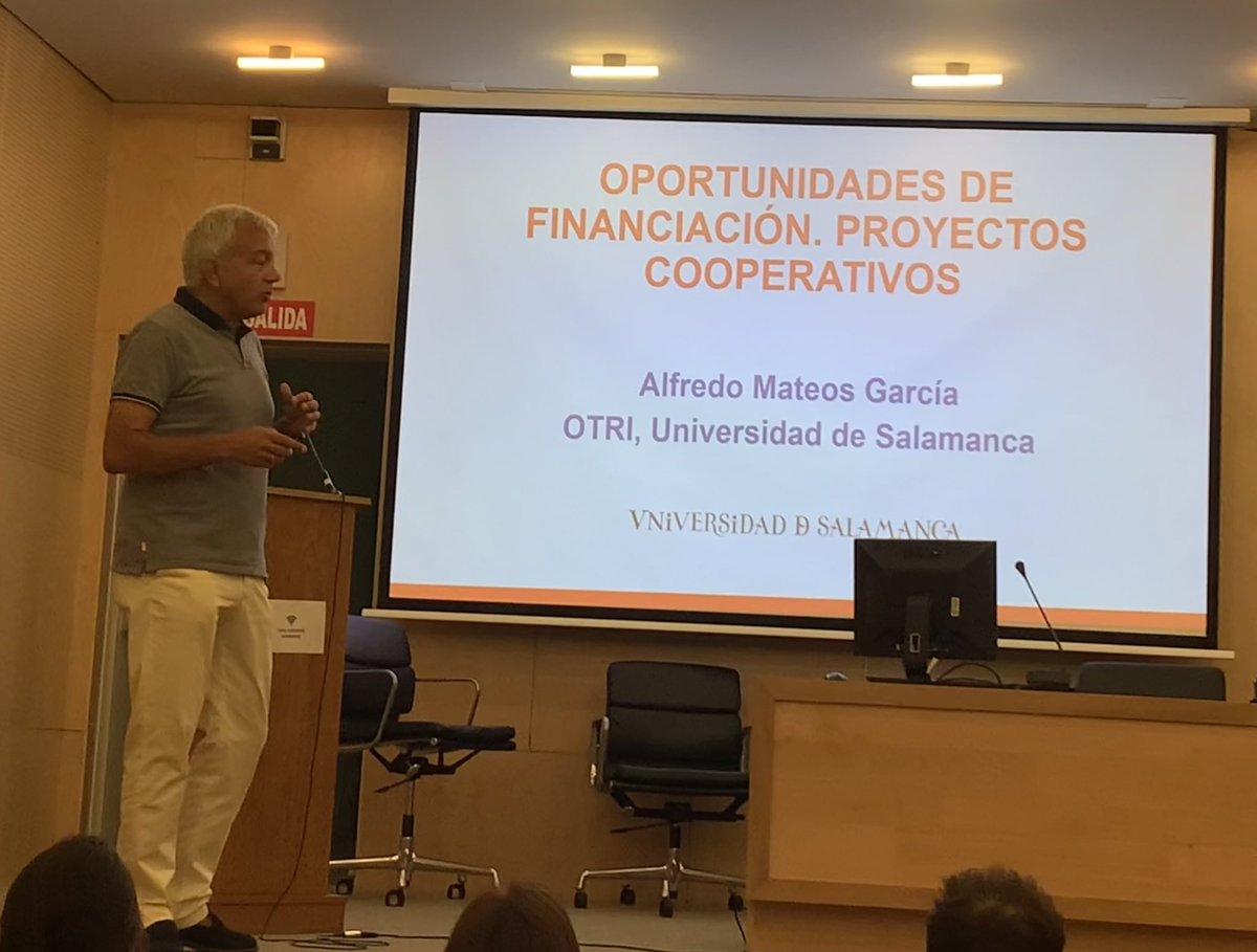redplantmicro (@redplantmicro) on Twitter photo Arranca el segundo y último día de jornadas de nuestra <a href="/redplantmicro/">redplantmicro</a>, con la participación de Alfredo Mateos de @otriupsa <a href="/usal/">Universidad de Salamanca</a> hablándonos sobre oportunidades de financiación para investigaciones!
#redplantmicro #usal #science Arranca el segundo y último día de jornadas de nuestra <a href="/redplantmicro/">redplantmicro</a>, con la participación de Alfredo Mateos de @otriupsa <a href="/usal/">Universidad de Salamanca</a> hablándonos sobre oportunidades de financiación para investigaciones!
#redplantmicro #usal #science