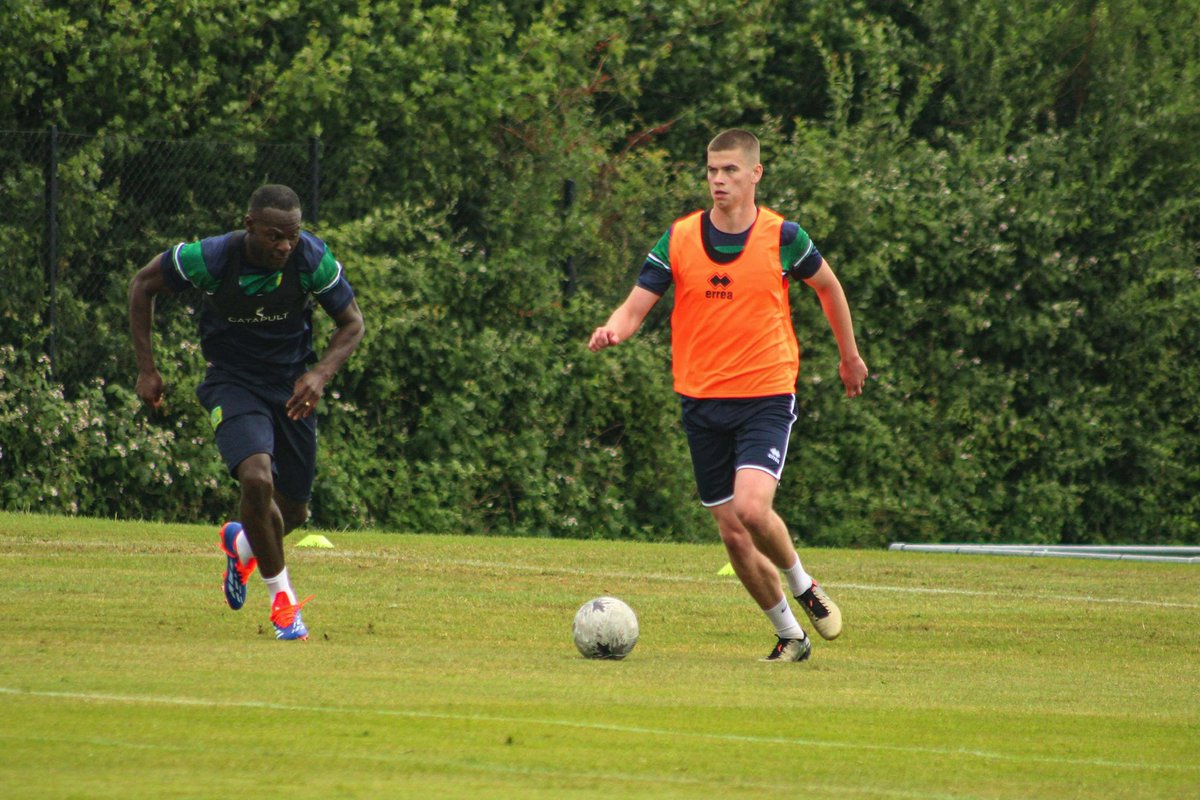 Yeovil Town Academy tweet media