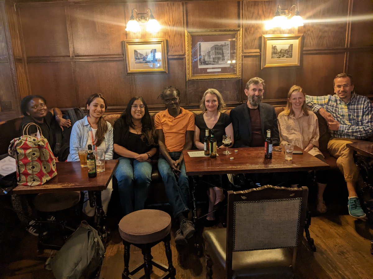 @Kings_GSRG (@kings_gsrg) on Twitter photo End of term drinks for the Global South group! <a href="/whowhywherewhen/">Dr Portia Roelofs</a> handing the baton to <a href="/GunningJeroen/">Jeroen Gunning</a> End of term drinks for the Global South group! <a href="/whowhywherewhen/">Dr Portia Roelofs</a> handing the baton to <a href="/GunningJeroen/">Jeroen Gunning</a>