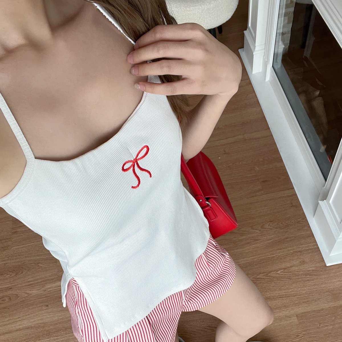 highlightshop's tweet photo. เสื้อคล้องคอปักโบว์ น่ารักมาแรงสุดๆ ทรงเสื้อสวยเต็มสิบ ผ้าริบหนายืดได้ดี แต่งทรงคล้องคอ ผ่าข้าง ด้านหน้าเฉียงเพิ่มความเก๋ 🔥

🌟หน้าอกมีผ้าซ้อนอีกชั้นค่ะ🌟

🧡Shopee : https://t.co/gYeMAJXxNW
🔵Lazada : https://t.co/ZkVuC0yyuN

#highlightshop #สายคาเฟ่ห้ามพลาด #เสื้อ��้าแฟชั่น https://t.co/Lh0Wf3em27