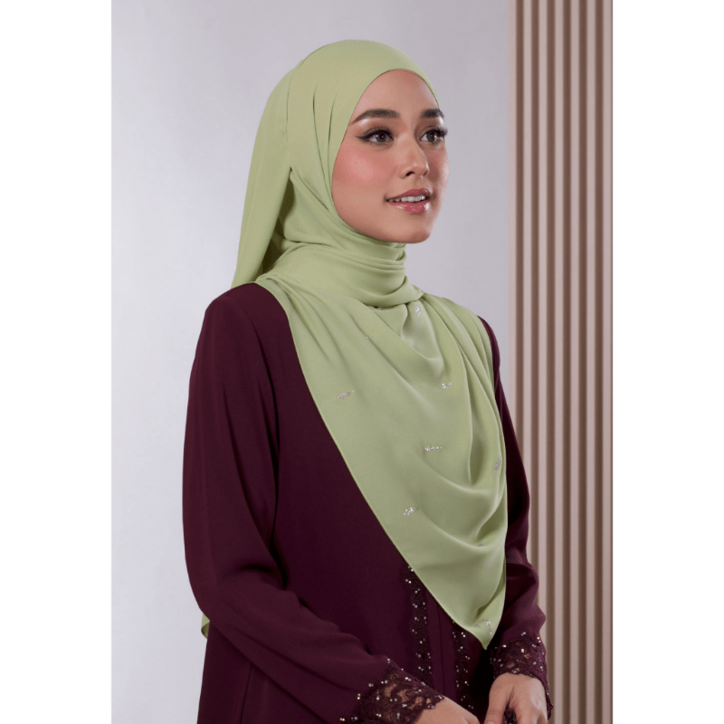 ShopeeMY's tweet photo. Nikmati tawaran hebat di Shopee dengan 7.7 Tawaran Awal Istimewa 😎 

Boleh dapat potongan harga sampai 80%. Bukan tu je, siap boleh stack dengan Baucar Sepanjang Hari &amp; Baucar Free Shipping juga tau! 🤑📦

#ShopeeMY #ShopeeMY77