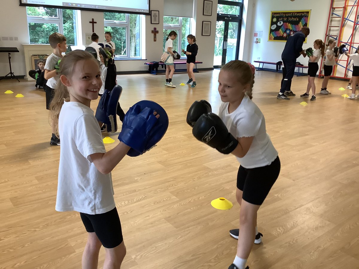 Year 3 St John's tweet media