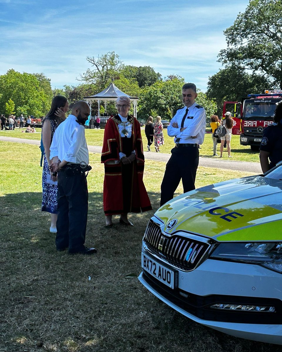 met_connected tweet media