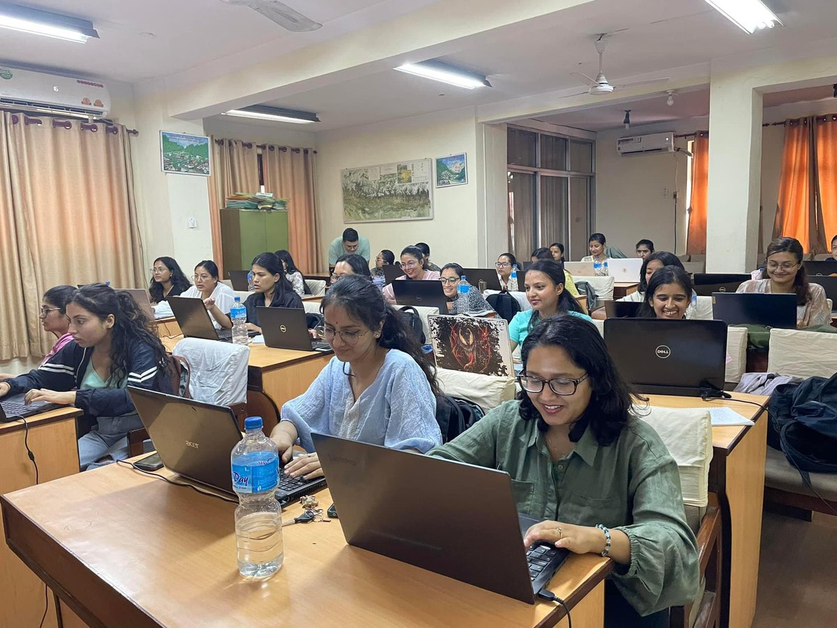 FemaleForesters's tweet photo. We would like to thank REDD IC for organizing; GIIS for facilitating and FRTC Babarmahal for providing the venue for the GEE training for 28 women stakeholders. We look forward to more collaborations to empower women and reduce gender disparity in the forestry sector. #FFN https://t.co/Qrn5UuRxAd
