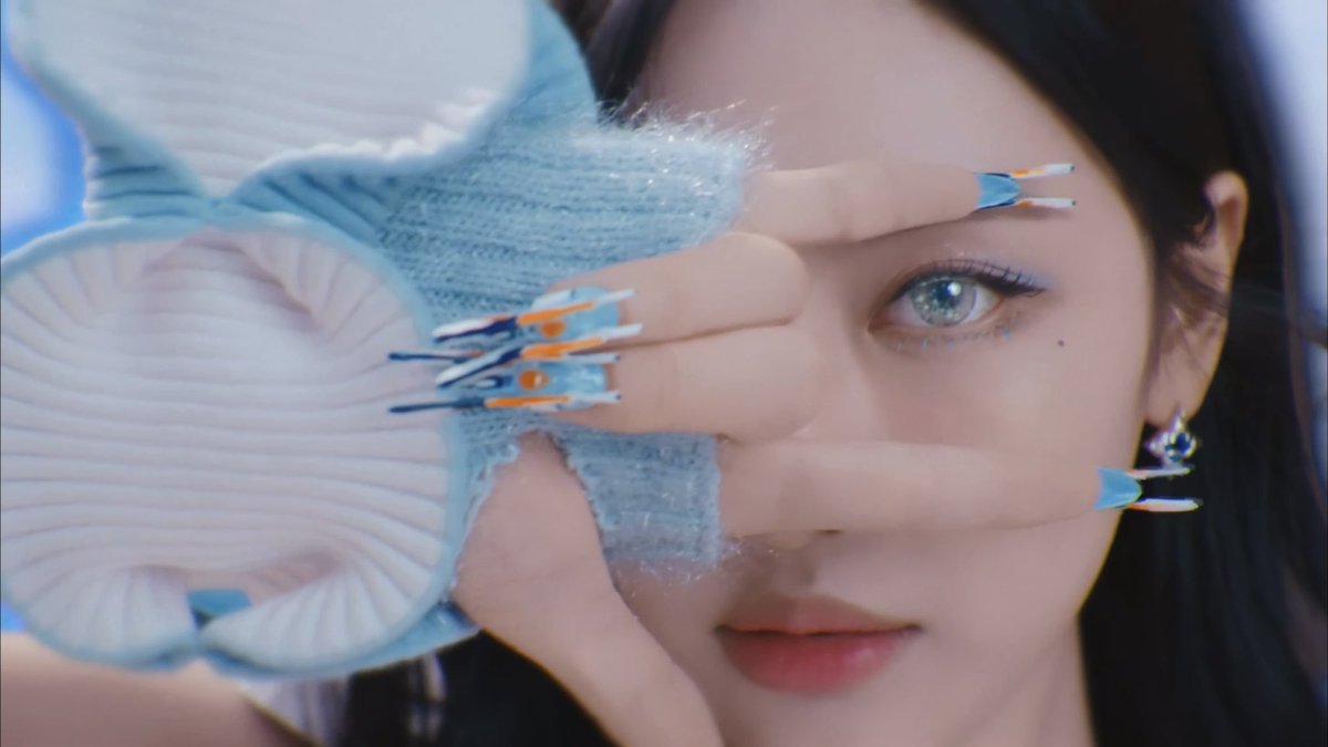 ningningskr's tweet image. ningning in aespa’s cinematic universe