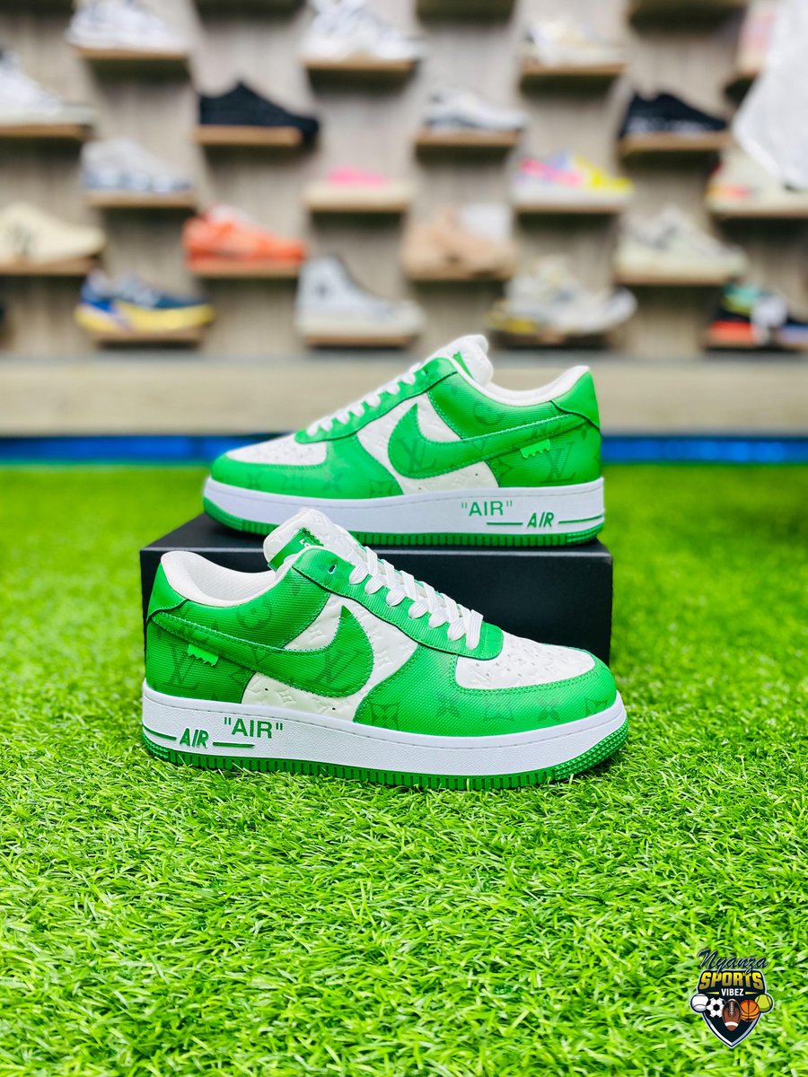 nyanzasportsv's tweet image. TEAM GREEN 
LOUIS VUITTON  X  AIR FORCE 1 

#Nyanzasportsvibez #smartcasual #sportsshop #sports #louisvuitton #nike #airforce #collaboration #green #gym #Kshs #nxton