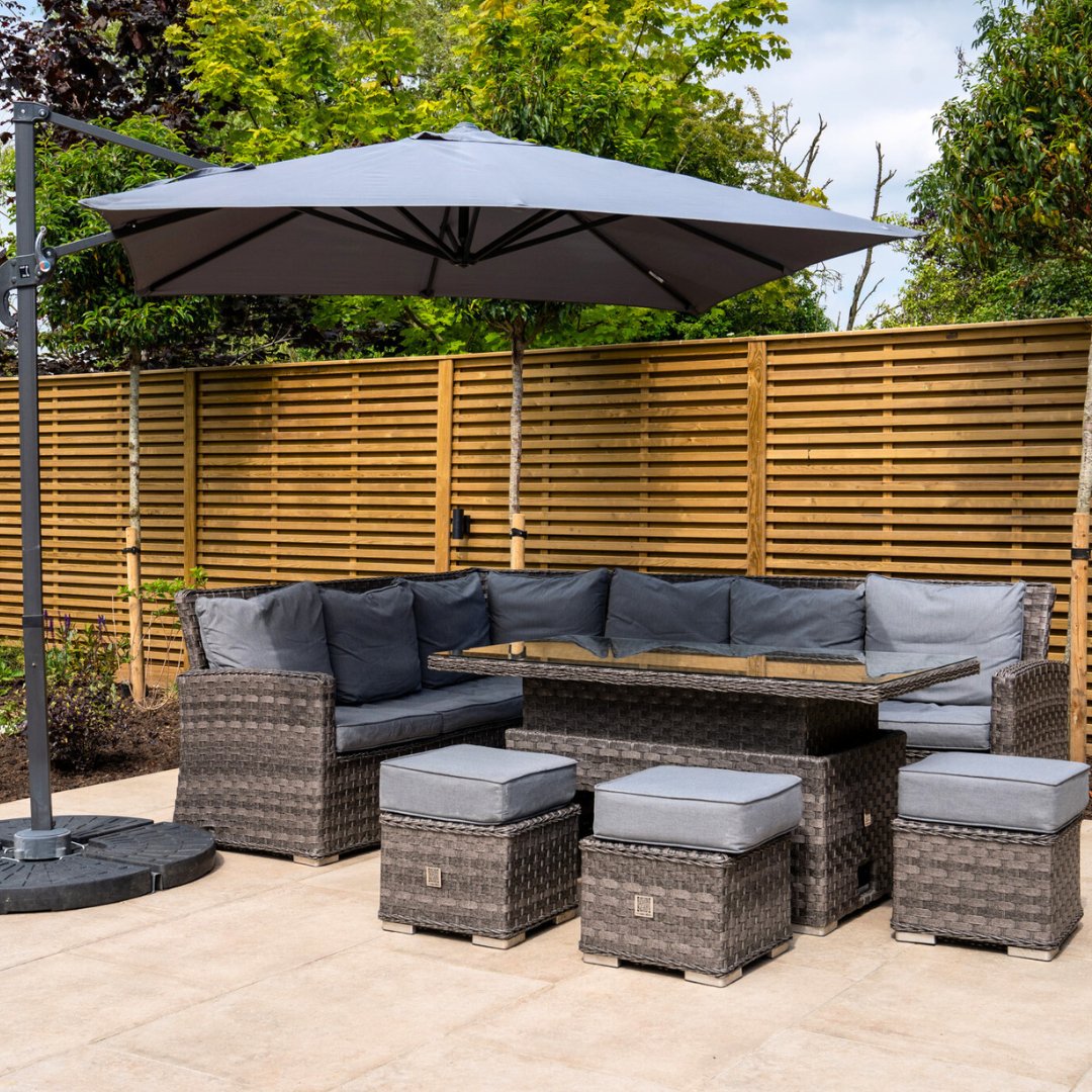 LeicsGardens's tweet image. Unwind in style in your own garden. 🌿✨

Don't wait - book your consultation with us today!

#outdoorliving #seatingarea #luxurygardens #gardeninspiration #gardendesign #gardengoals