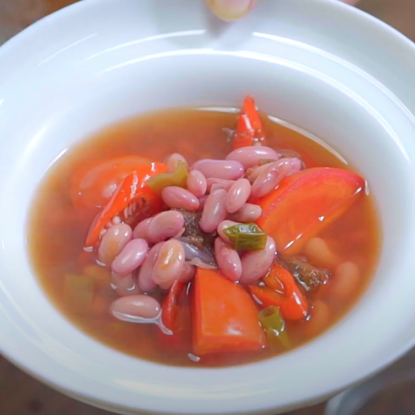 MasakTV's tweet photo. ✨Sayang jantung sayang jantung…. cobain makanan-makanan ini buat jaga kesehatan jantung kamu❤️

Ini dia Rekomendasi Makanan &amp; Minuman dengan bahan yang baik untuk Kesehatan Jantung✨

- a thread - https://t.co/mC2S1x8pj9