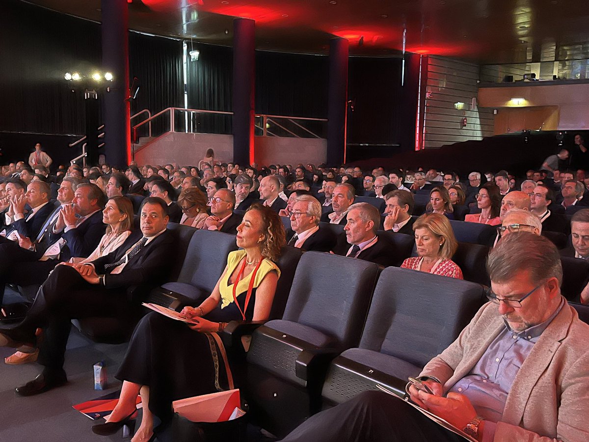 El desarrollo sostenible es la clave de la industria del automóvil que viaja hacia la transformación eléctrica en un entorno competitivo. <a href="/DavidMoneo/">David Moneo</a> director del área de Movilidad de <a href="/IFEMA/">IFEMA MADRID</a> en el encuentro de <a href="/sernauto/">SERNAUTO</a> patrocinado por @MOTORTECMadrid