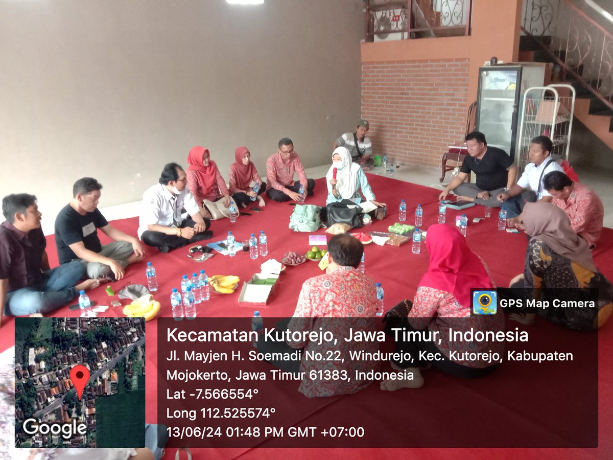 CakReng's tweet photo. Kamis,13/06/2024, RENGGA IMAM FAUZI,Luhkan Kab.Mojokerto, melakukan pendampingan pembentukan koperasi perikanan yang d hadiri Diskop, PDSKP di desa Windurejo kecamatan Kutorejo 
 #luhlapor
#GiatLuhkanSatminkalBWI
@puslatluhkp 
@bppp_banyuwangi https://t.co/TtbrvkooZF