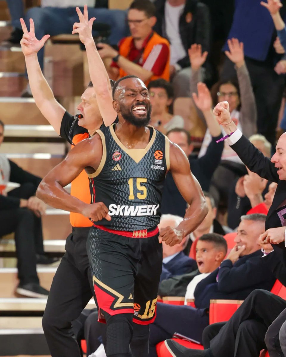 ASMonaco_Basket's tweet image. 🫡 Respect Mr. @KembaWalker 👏

#RocaTeam #DagheMunegu #TrueLegend